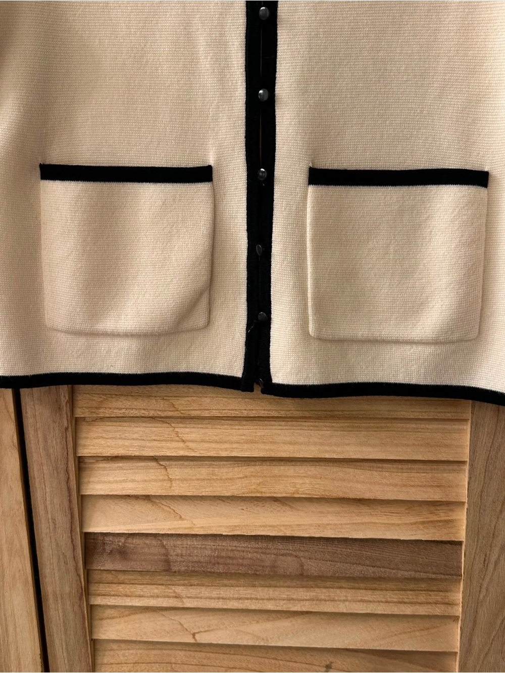 Sezane Brielle Cardigan in Ecru/ Black Size XS - Picture 6 of 6